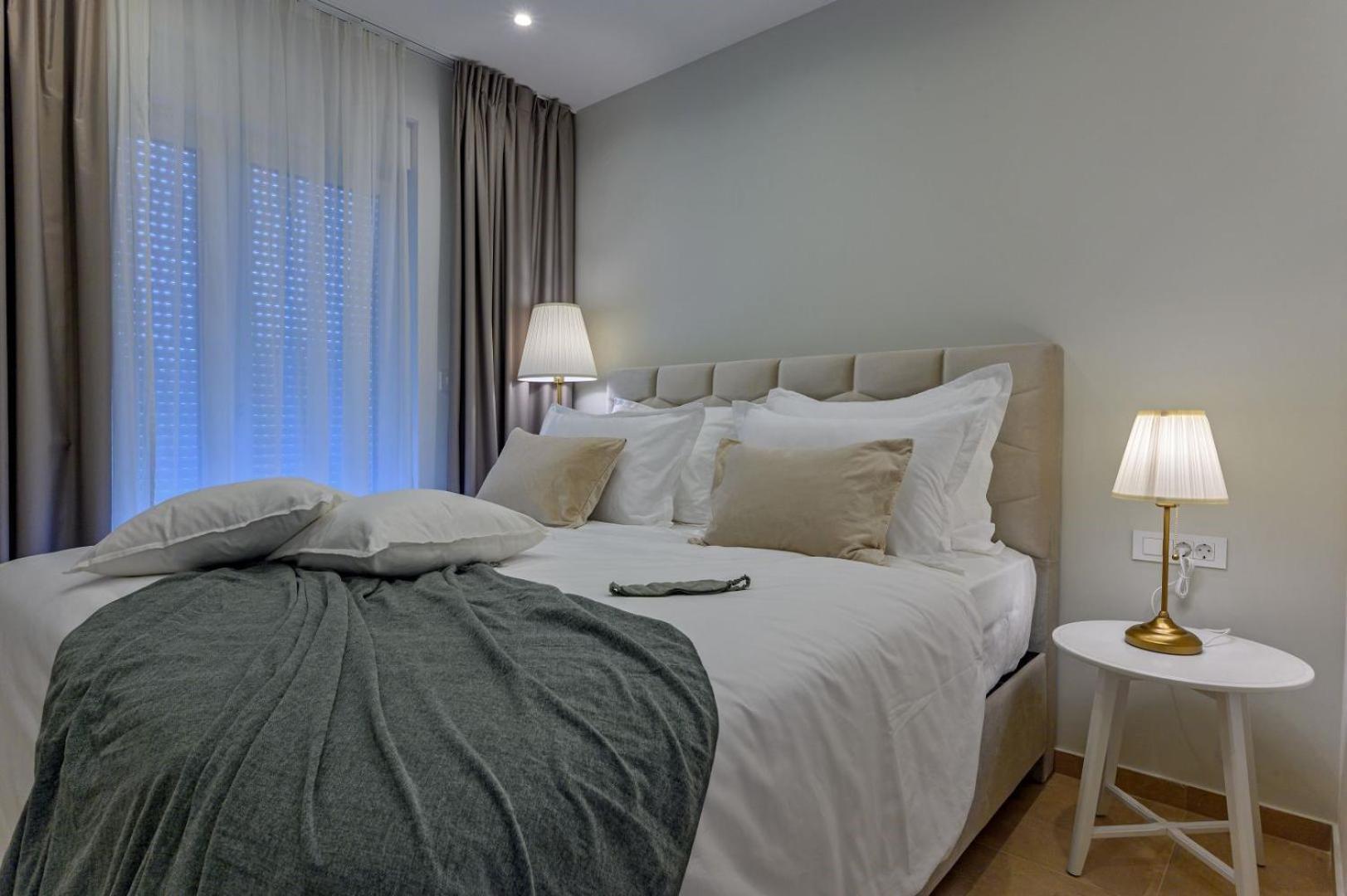 Luxury Villa Del Sogno With Pool, Jacuzzi, Parking Okrug Gornji Luaran gambar