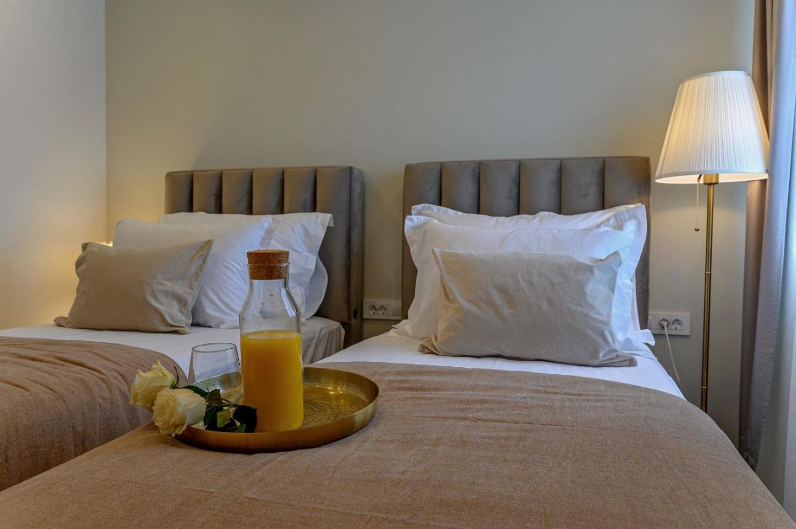 Luxury Villa Del Sogno With Pool, Jacuzzi, Parking Okrug Gornji Luaran gambar